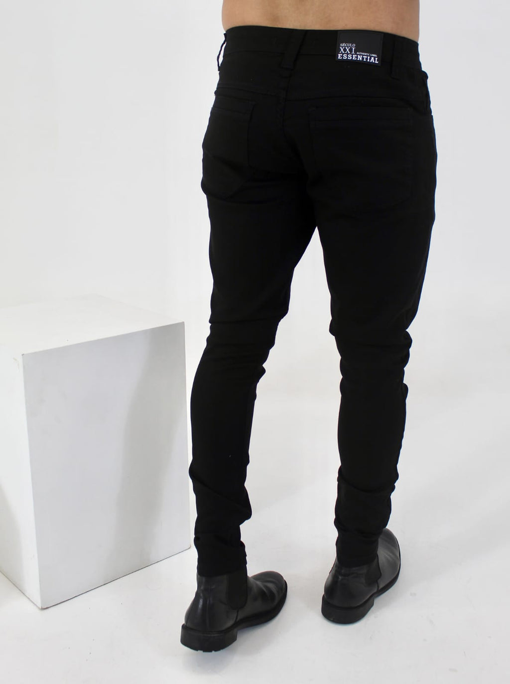 Calça Skinny Sport Fino Sarja com Elastano - Preto