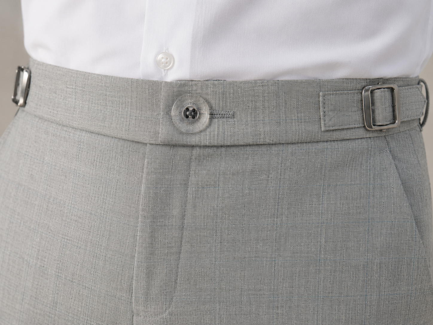 Calça Premium Alfaiataria com Ajuste Lateral - Cinza Xadrez