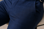 Calça Premium Alfaiataria com Ajuste Lateral - Azul Marinho Xadrez