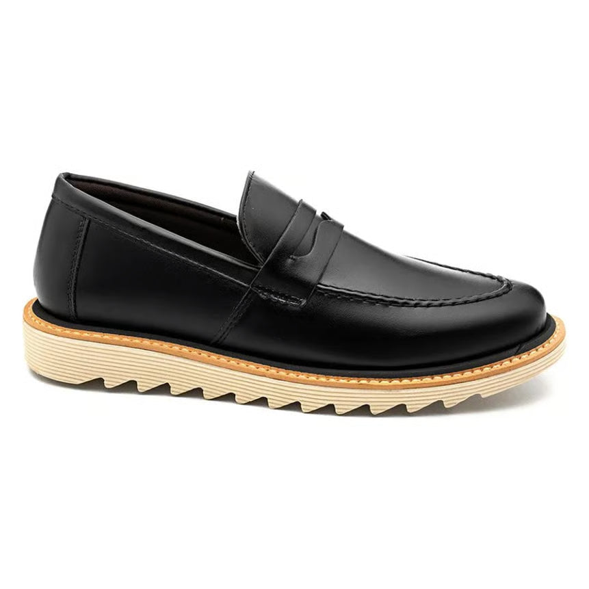 Sapato Casual Loafer Tratorado - Preto