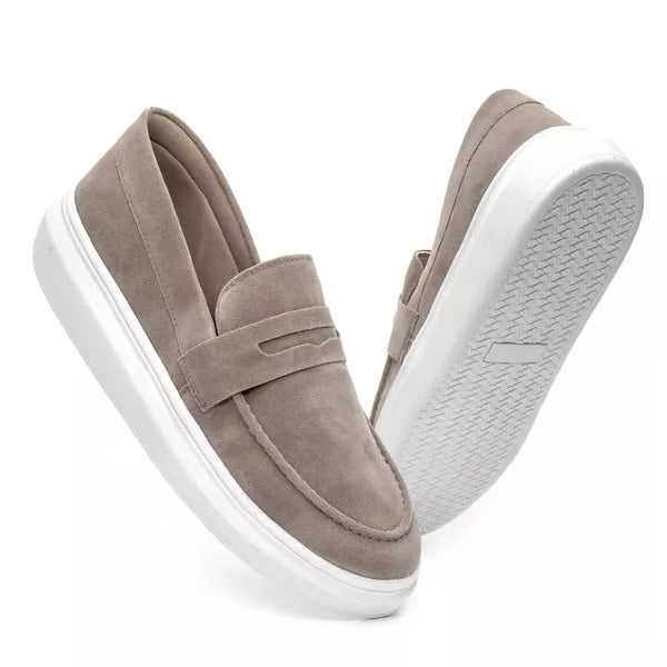 Mocassim Loafer em Camurça - Cinz