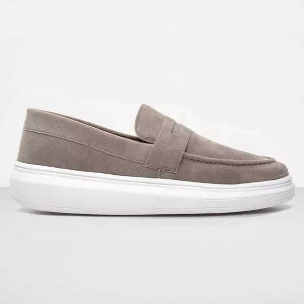 Mocassim Loafer em Camurça - Cinz